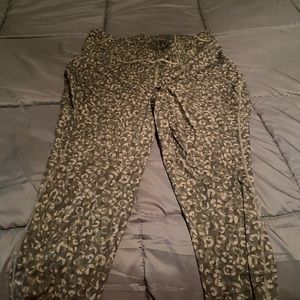 Lululemon base pace high rise crop 23”